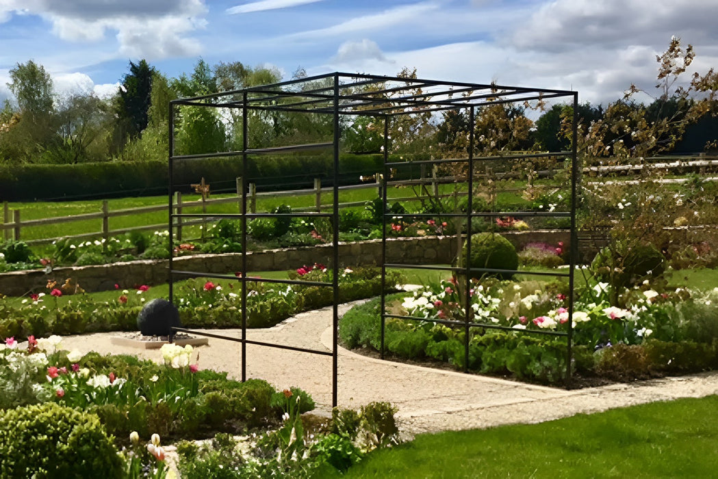 Square Garden Arch