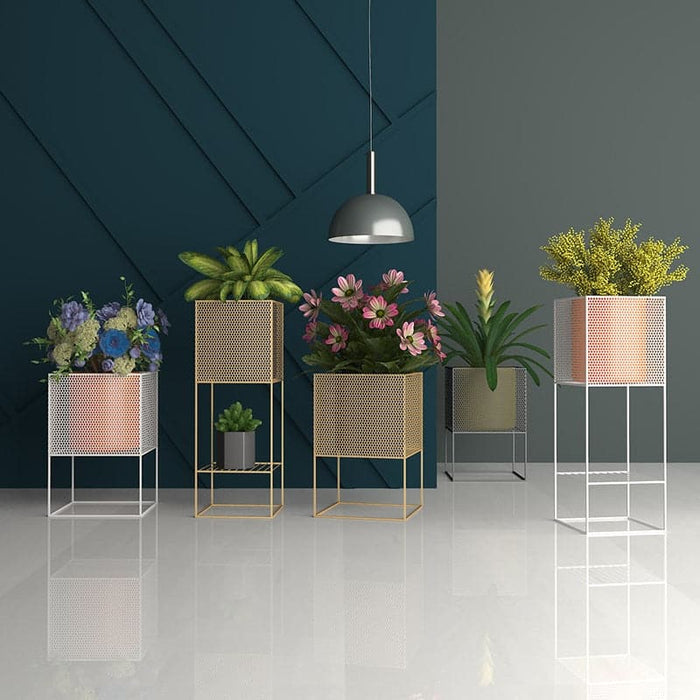 Stor Cache Pot På Stand Praca