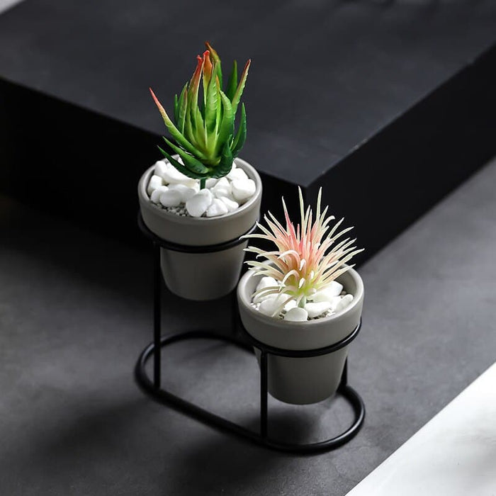 Dio Metal Piedestal Pot