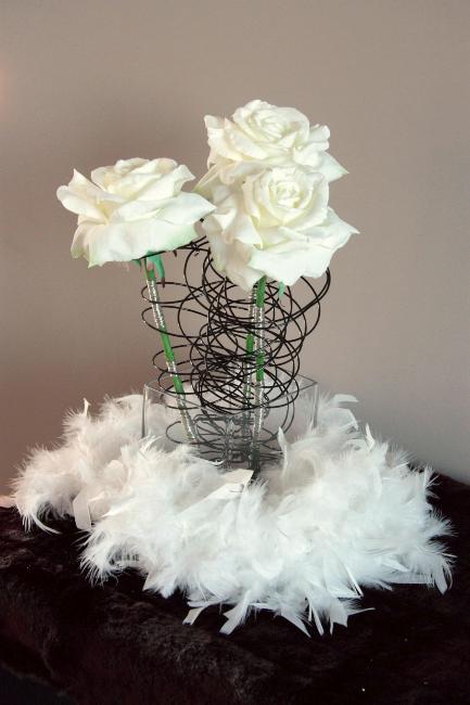 Hvid Kunstig Rose 67 Cm Lang Stilk